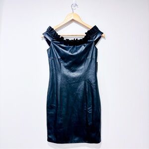 VENUS Black faux leather of shoulders dress